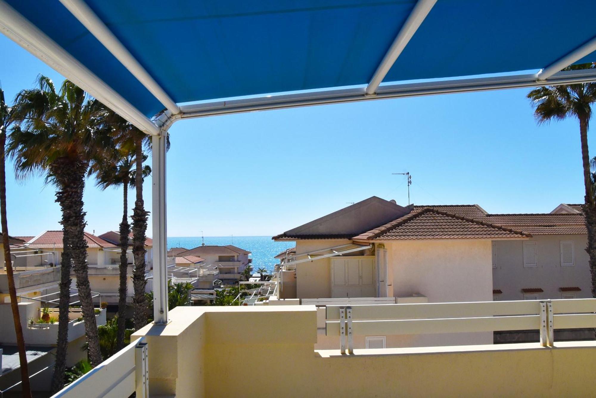 Punta Di Mola House Apartment Marina di Ragusa Bagian luar foto