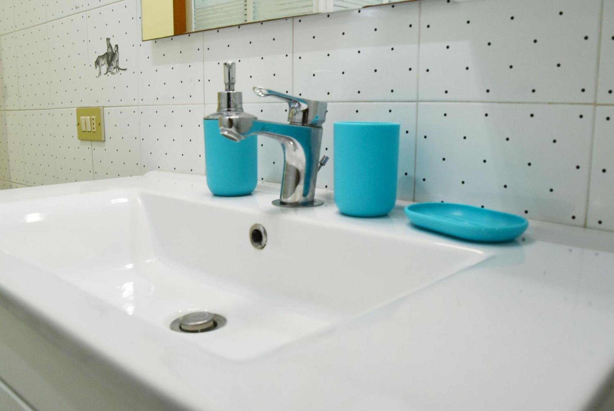 Punta Di Mola House Apartment Marina di Ragusa Bagian luar foto