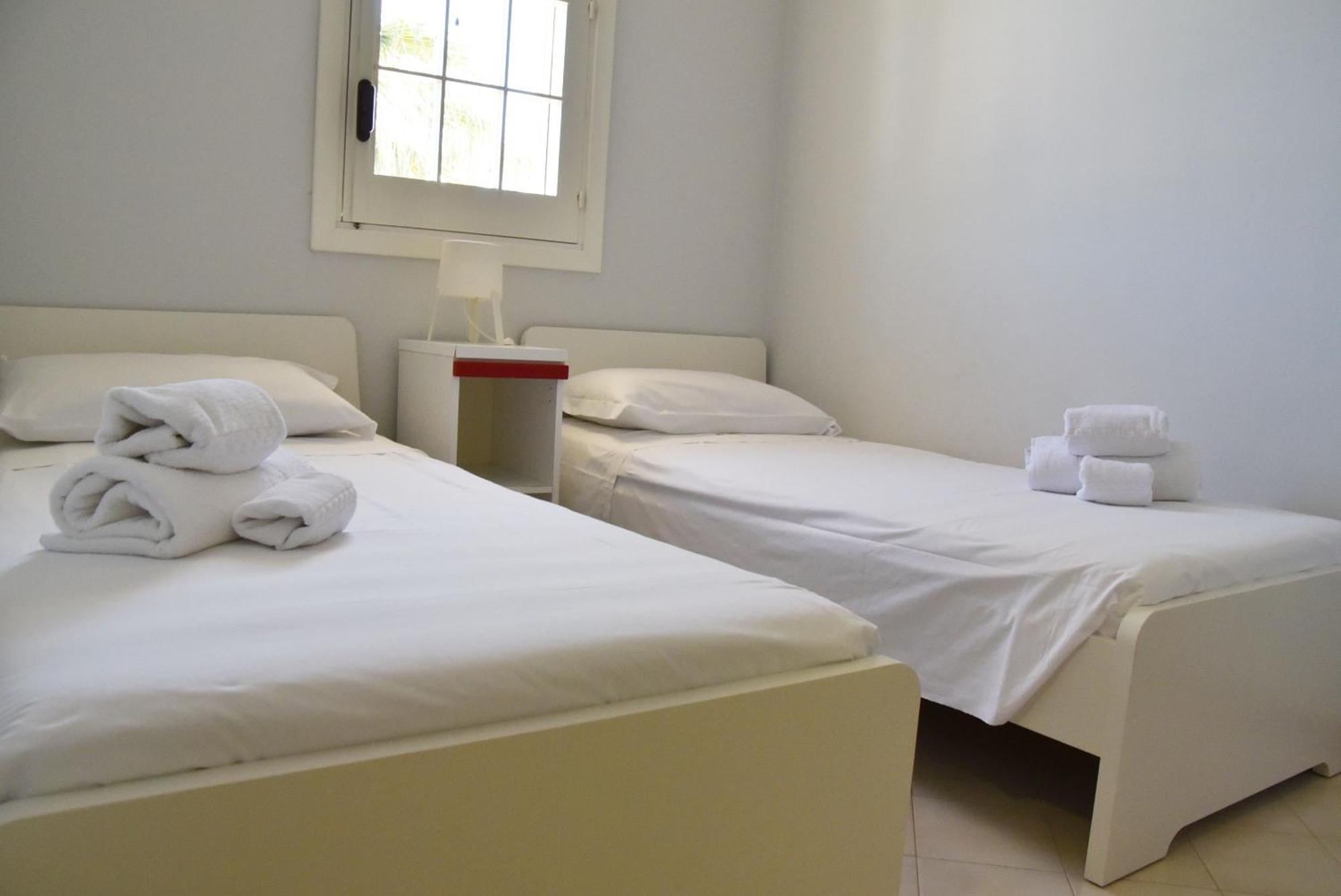 Punta Di Mola House Apartment Marina di Ragusa Bagian luar foto