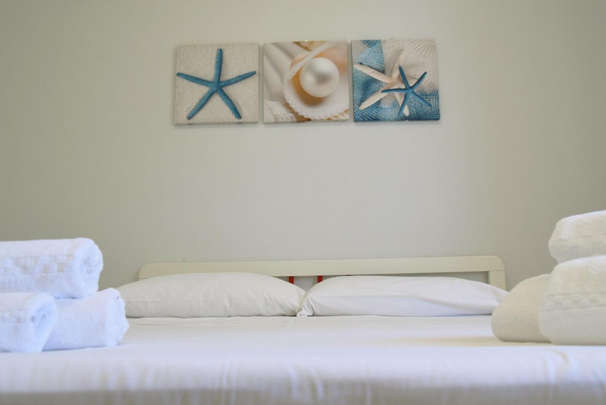 Punta Di Mola House Apartment Marina di Ragusa Bagian luar foto